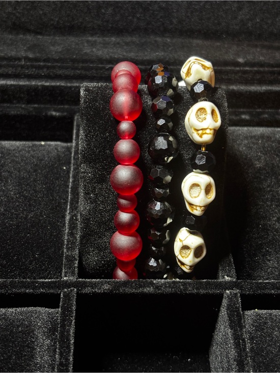 Other - Red Matte Bead & Black Faceted Skull Bracelet Set